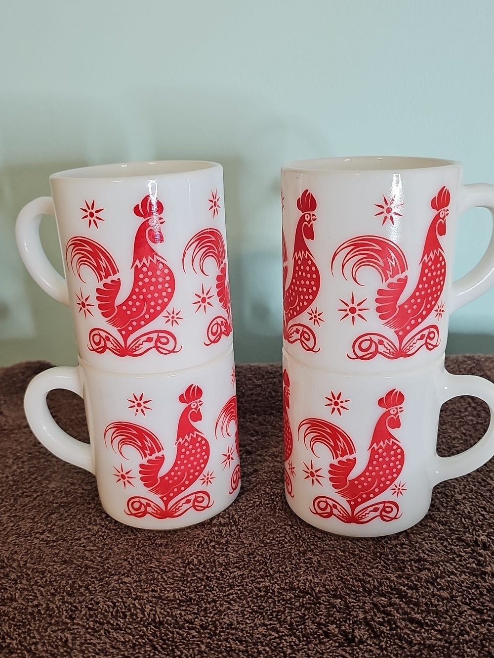 Vintage Hazel Atlas 'Red Rooster" Milk Glass Stackable Mugs -Set of 4 NO BUNDLES
